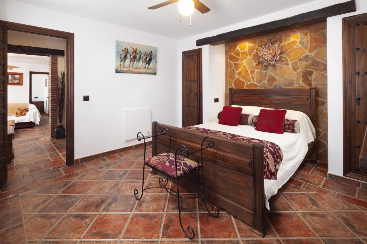Pasa Fina, Luxury Holiday Retreat Villanueva del Trabuco Εξωτερικό φωτογραφία